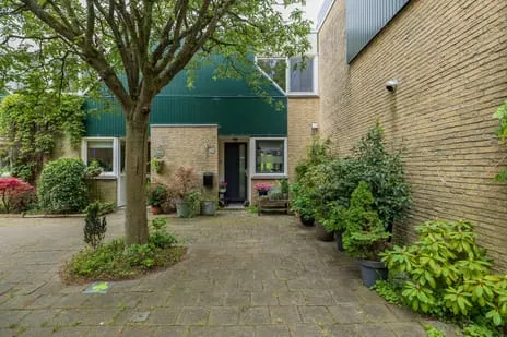 Tussenwoning te koop: Van 't Hofflaan 19, Geleerdenbuurt Heemstede