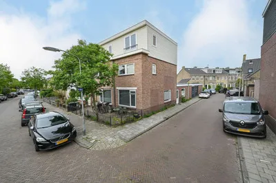 Appartement te koop: Van 't Hoffstraat 95A, Zeeheldenbuurt Haarlem