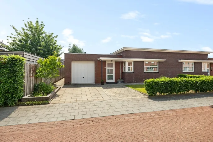 Twee-onder-één-kap te koop: Van Tuellstraat 14, Marslanden Hardenberg