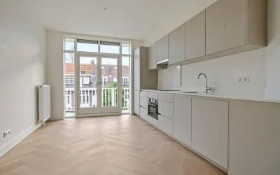Appartement te huur: Van Tuyll van Serooskerkenweg 103-3, Van Tuyllbuurt Amsterdam