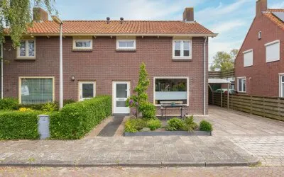 Twee-onder-één-kap te koop: van Velzenstraat 27, Wervershoof Onderdijk Wervershoof