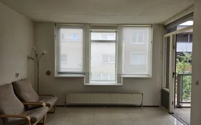 Appartement te huur: Van Waerschutstraat 17F, Provenierswijk Rotterdam