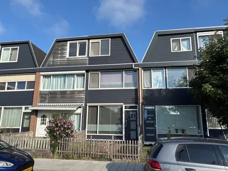 Tussenwoning te koop: van Weerden Poelmanstraat 21, Pilotenbuurt Zwijndrecht