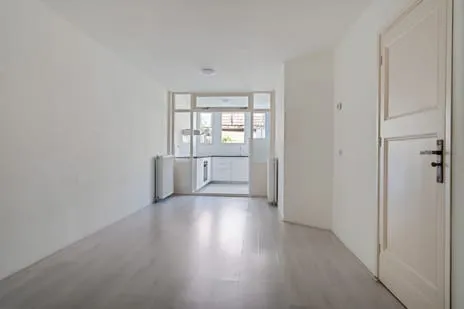 Appartement te koop: Van Zeggelenlaan 267, Laakkwartier-West 'S-Gravenhage