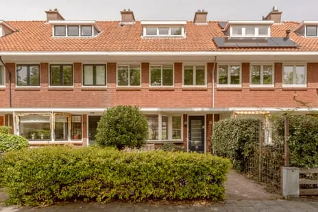 Tussenwoning te koop: Van Zuylen van Nijeveltstraat 160, De Deijl Wassenaar