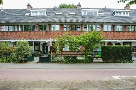 Tussenwoning te huur: Van Zuylen van Nijeveltstraat 263, Dorp Wassenaar Wassenaar