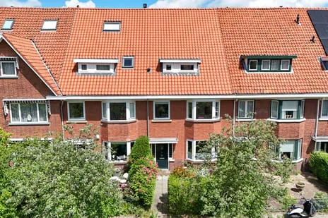 Tussenwoning te koop: Van Zuylen van Nijeveltstraat 34, De Deijl Wassenaar