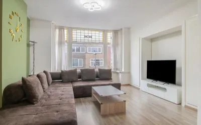 Appartement te koop: Van 's-Gravesandestraat 26B, Newtonbuurt Schiedam