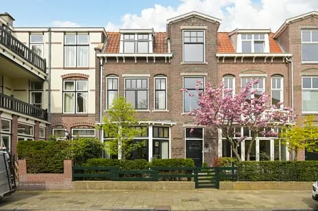 Tussenwoning te koop: Van Aerssenstraat 37, 'S-Gravenhage