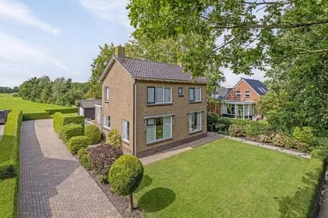 Vrijstaande woning te koop: Van Akenwei 13, Siegerswoude-Kom Siegerswoude