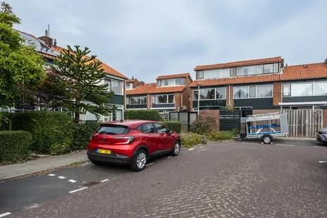 Hoekwoning te koop: van Alkemadelaan 25, Rugge Brielle
