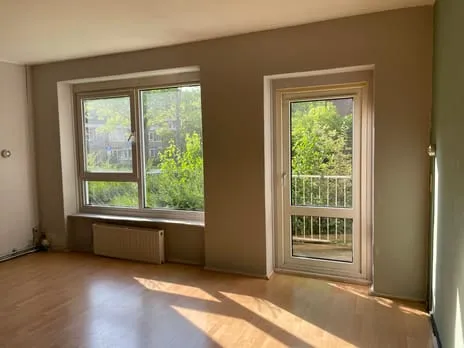 Appartement te koop: Van Almondestraat 42, Kuyperwijk-Zuid Delft