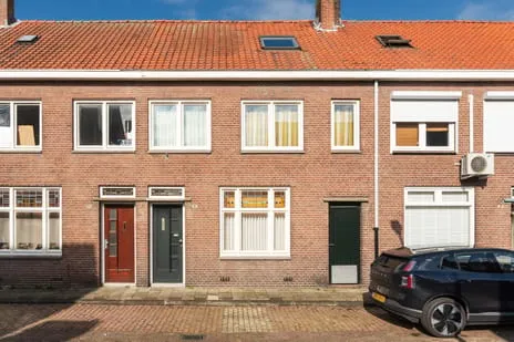 Tussenwoning te koop: Van Alphenstraat 9, Hoefstraat Zuid Tilburg