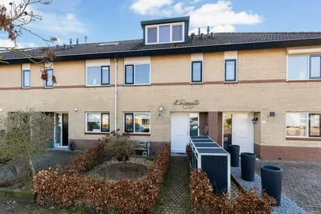Tussenwoning te koop: van Arckelweg 45, Renswoude Renswoude
