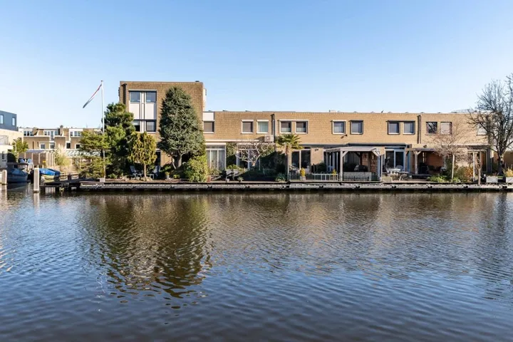 Tussenwoning te koop: Van Barenstraat 36, Koningsveldbuurt Delft