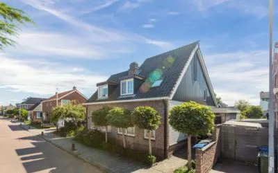 Twee-onder-één-kap te koop: van Beekstraat 68, Havenzathe Landsmeer