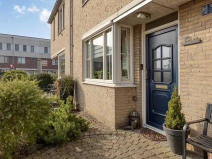 Tussenwoning te koop: Van Beethovenlaan 101, Chopinbuurt Capelle Aan Den Ijssel