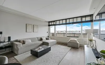 Appartement te koop: Van Beethovenlaan 211, Maassluis