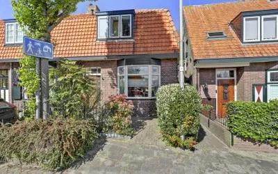 Hoekwoning te koop: Van Bemmelstraat 98, Verhoevenstraat e.o. Amersfoort