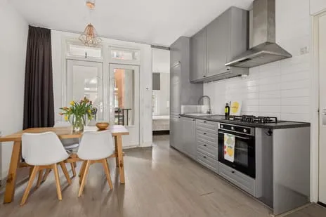 Studio te koop: Van Beuningenstraat 179-1, Amsterdam