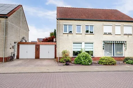 Tussenwoning te koop: Van Blitterswijckstraat 40, De Risselt Horst