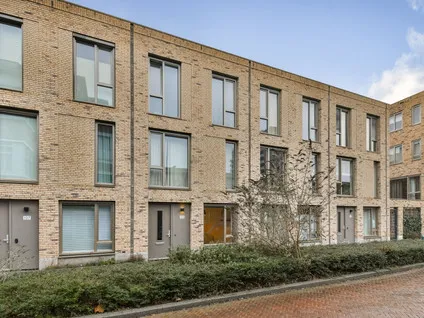 Tussenwoning te koop: Van Boecopkade 105, 'S-Gravenhage