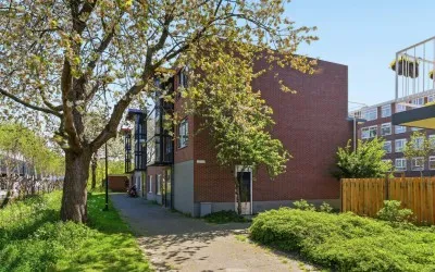 Studio te koop: van Borsselestraat 39, Oud Sportpark Beverwijk