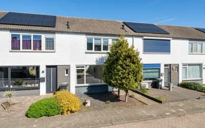 Tussenwoning te koop: van Brakelstraat 14, Veghel Zuid 2 Veghel