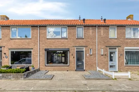 Tussenwoning te koop: van Cittersstraat 16, Kern Heinkenszand Heinkenszand
