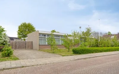 Vrijstaande woning te koop: van de Plasschestraat 10, 'S-Heer Abtskerke