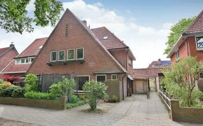 Hoekwoning te koop: Van de Sande Bakhuyzenstraat 93, Astronomische Buurt Hilversum