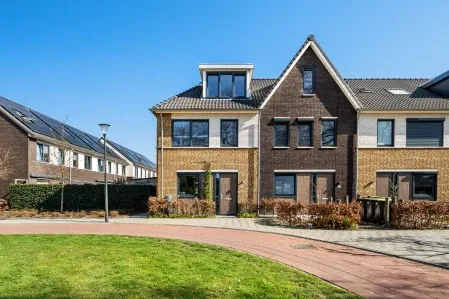 Hoekwoning te koop: Van de Veldepad 16, Oud-Beijerland Zuidwijk Oud-Beijerland
