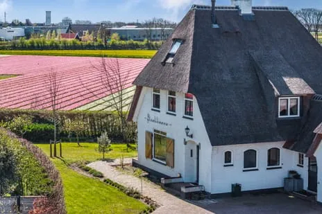 Vrijstaande woning te koop: Van den Endelaan 41, Leidsestraat Hillegom