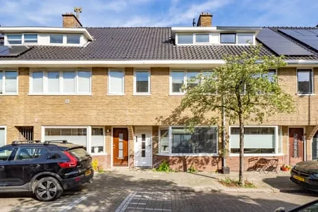 Tussenwoning te koop: Van der Goesstraat 22, Dichterswijk Utrecht