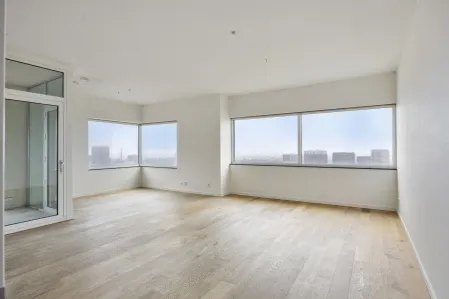 Appartement te koop: Van der Hoevenplein 102, Kop van Zuid Rotterdam