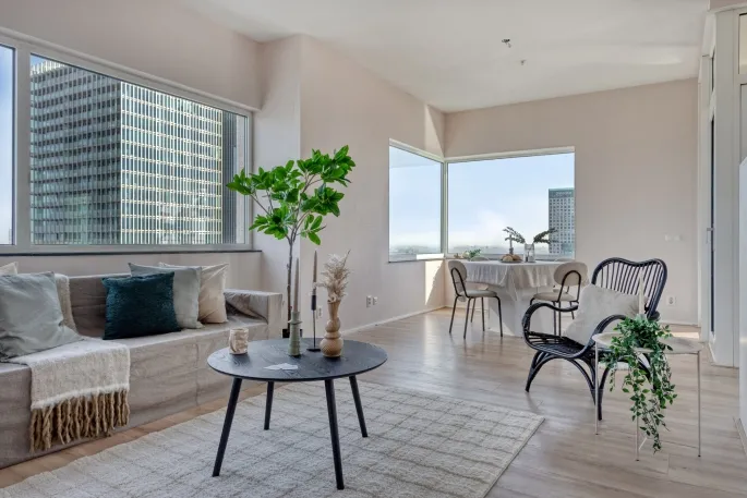 Appartement te koop: Van der Hoevenplein 179, Kop van Zuid Rotterdam
