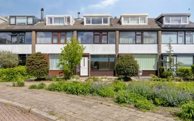 Tussenwoning te koop: Van der Kamlaan 3, Verzetstrijdersbuurt Delft