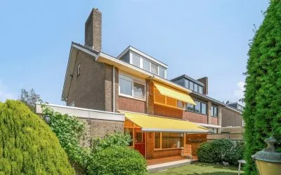 Hoekwoning te koop: Van der Leeuwlaan 2, Spieringshoek Schiedam