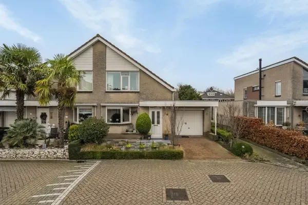 Hoekwoning te koop: Van der Meulenstraat 32, Dorpzicht Barendrecht