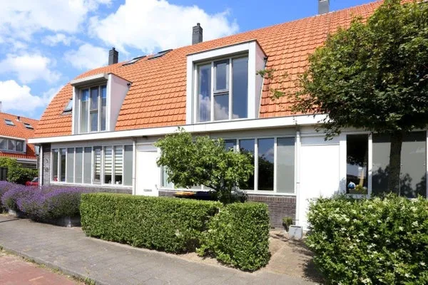 Woning te huur: Van der Stoklaan, De Lanen 'S-Gravenhage