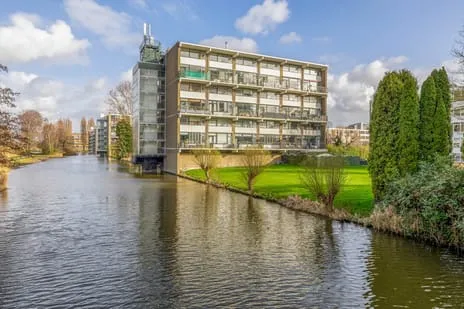 Appartement te koop: van der Waalsstraat 25, Lage Weide Vlaardingen