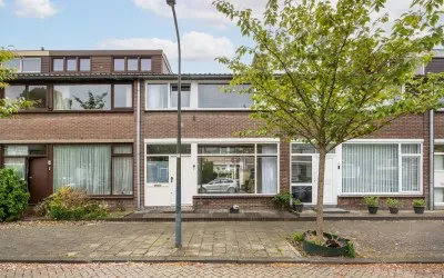 Tussenwoning te koop: Van Deventerstraat 6, Professorenbuurt Haarlem
