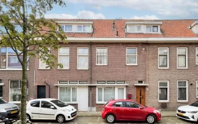 Tussenwoning te koop: Van Dijckstraat 23, Schiedam