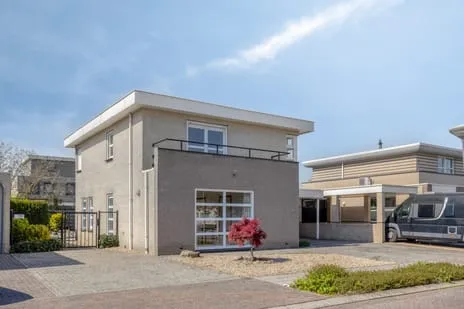 Detached house for sale: Van Doesburgstraat 4, Voorstad Roermond