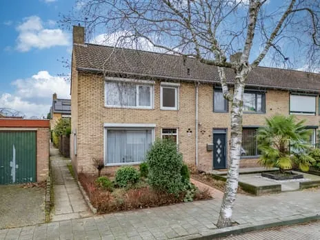 Hoekwoning te koop: van Dolhoffstraat 17, Vastenavondkamp-Zuid Venlo