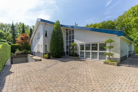 Vrijstaande woning te koop: Van Driellaan 10, Zuidereng Huizen