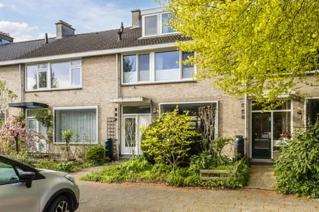 Tussenwoning te koop: Van Duyvenvoordelaan 16, Kruiswiel Hendrik-Ido-Ambacht