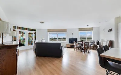 Appartement te koop: Van Eesterenplein 272, Van Ravesteijn-erf en omgeving Dordrecht
