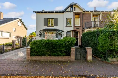 Twee-onder-één-kap te koop: van Galenlaan 5, Schoonoordpark Baarn