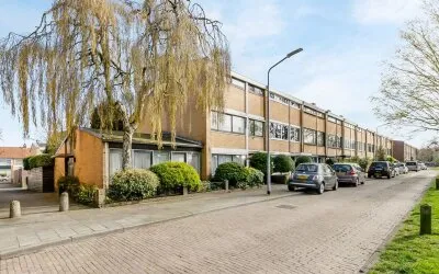 Hoekwoning te koop: Van Ghentlaan 11, Zeeheldenkwartier Hilversum